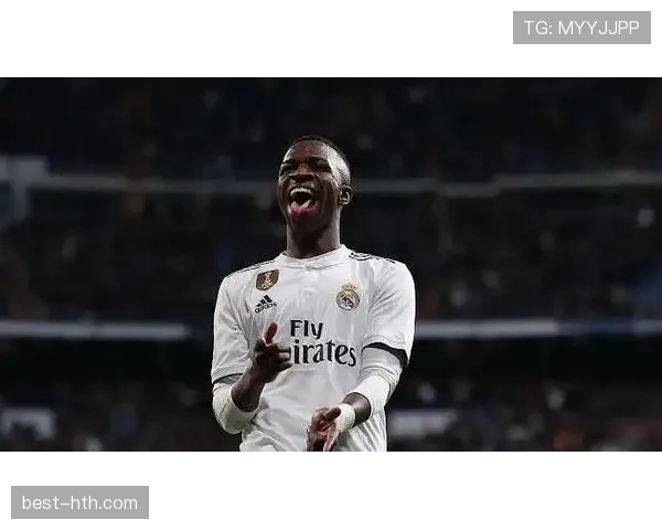 巴尔韦德突破助攻维尼修斯 中场创造力依然在线